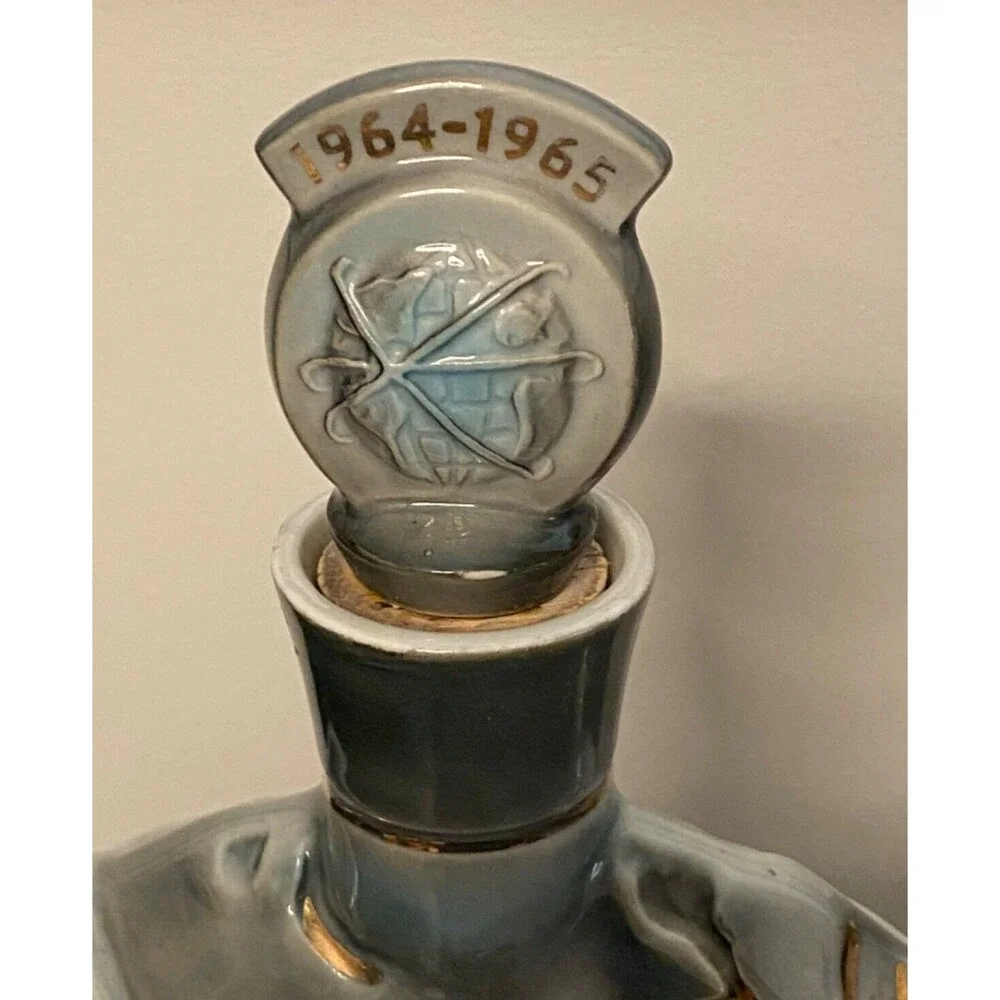 VTG Jim Beam 1964-1965 World's Fair Decanter Bottle Earth Orbit Planet Gold Blue